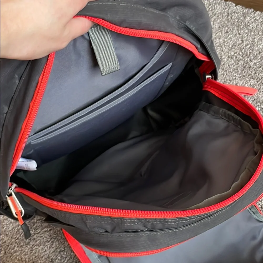 The North Face Borealis Backpack - Picture 10 of 13